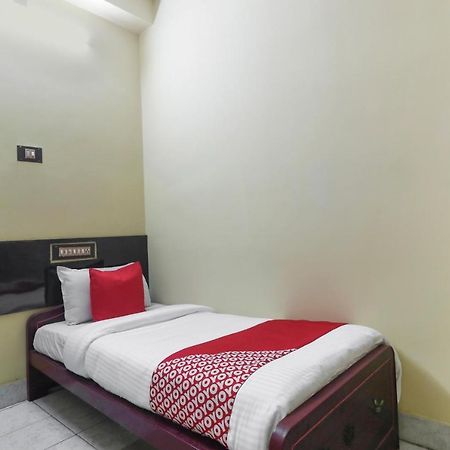 Oyo 45895 Hotel Blue Nile Chennai Esterno foto