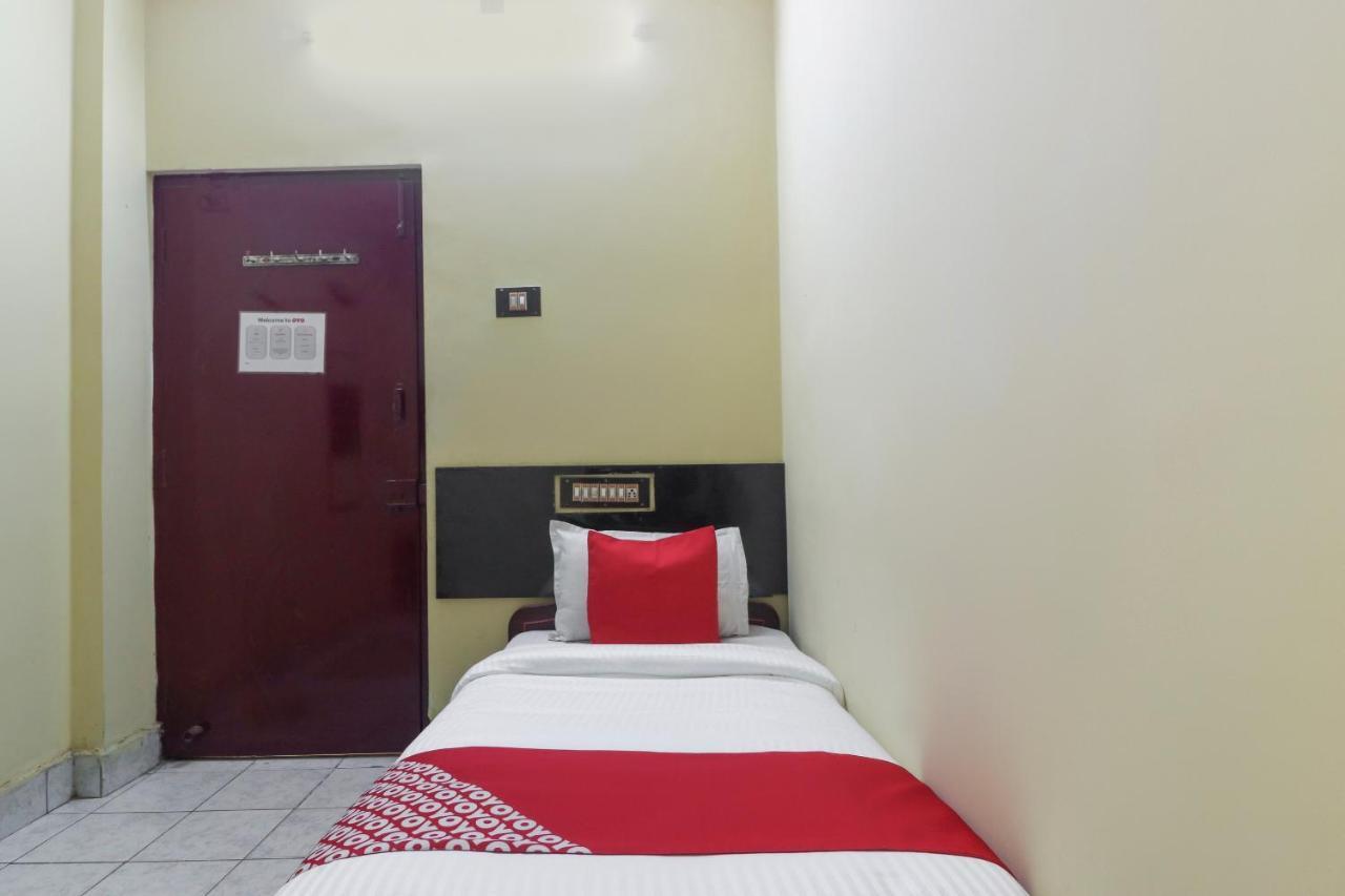 Oyo 45895 Hotel Blue Nile Chennai Esterno foto