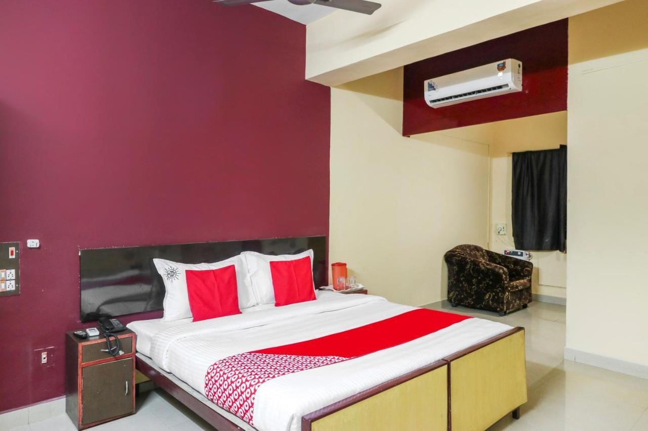Oyo 45895 Hotel Blue Nile Chennai Esterno foto