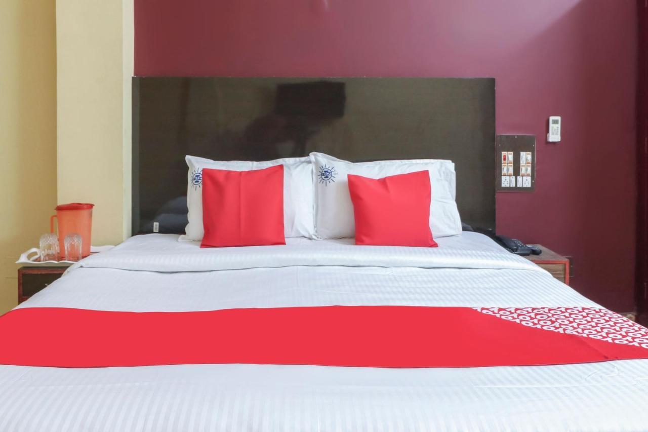 Oyo 45895 Hotel Blue Nile Chennai Esterno foto